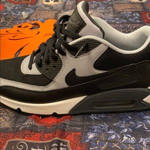 Brand New Never worn Men’s Nike Air Max 90